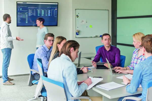 <p>Funciona el sello de calidad: la certificación de competencias laborales tiene positivo eco entre empleadores</p>